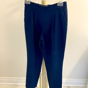 Babaton Conan pants size 2. Navy.